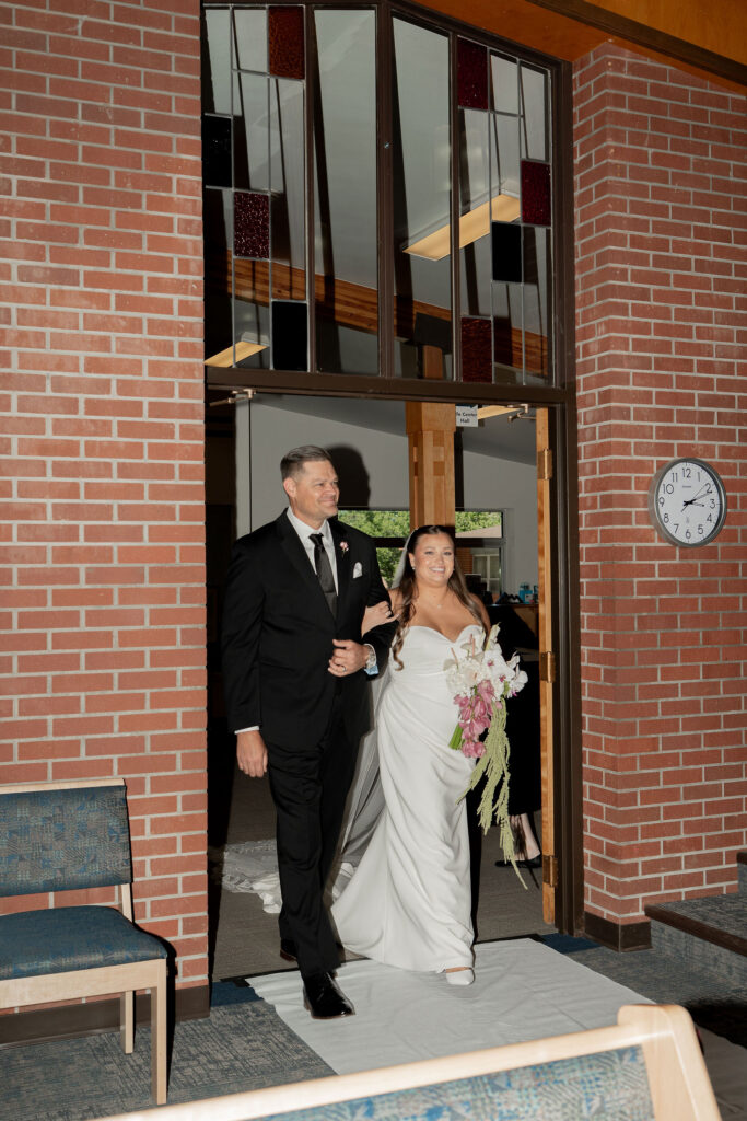 Anna's dad walked her down the aisle