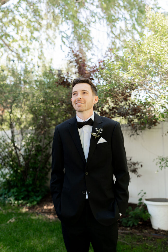 Bailey wore crisp black tux